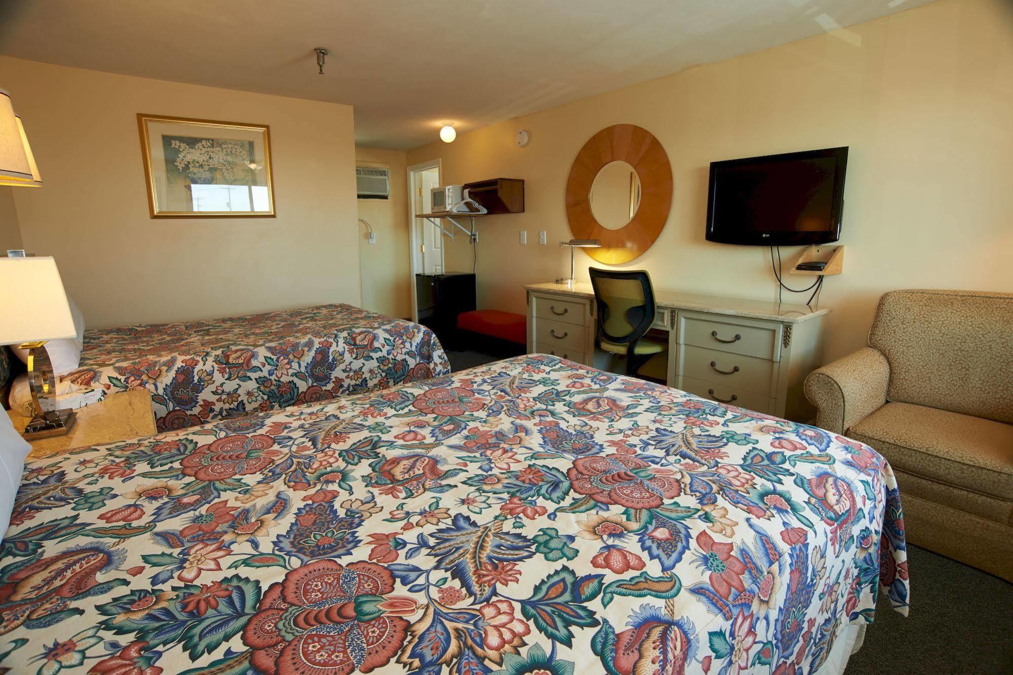 Marguerite Motel Hampton Exterior photo